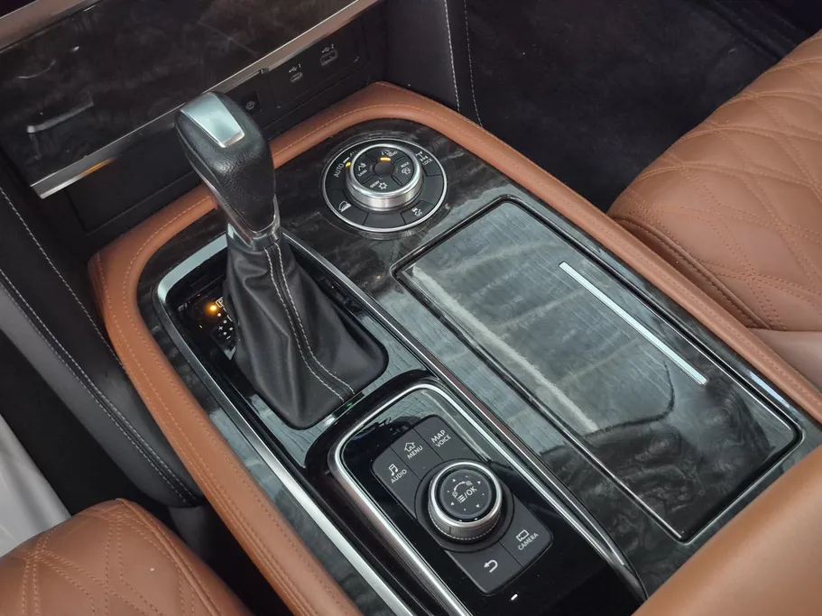 2023 Nissan Patrol Platinum 