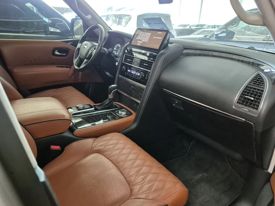 2023 Nissan Patrol Platinum 