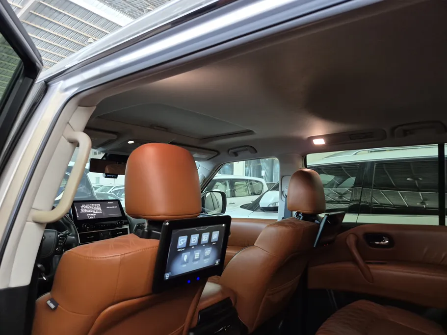 2023 Nissan Patrol Platinum 