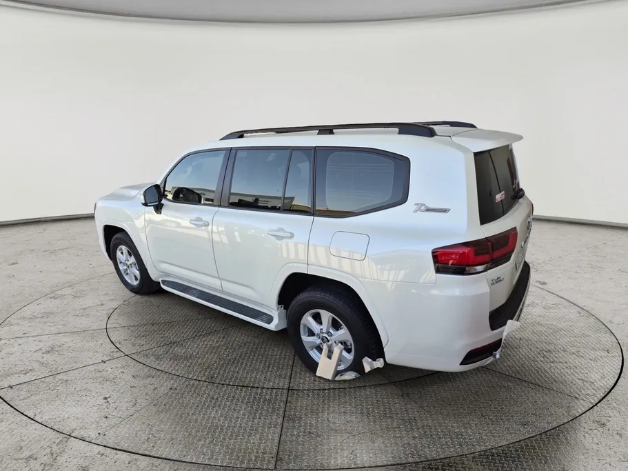 تويوتا لاندكروزر GXR3 2022 