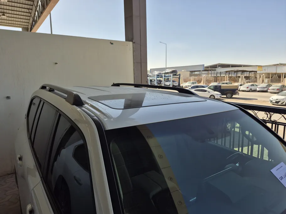 تويوتا لاندكروزر GXR3 2022 