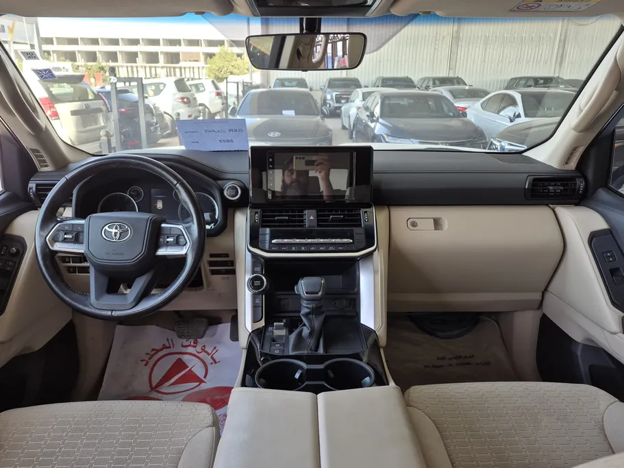 تويوتا لاندكروزر GXR3 2022 