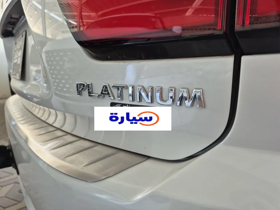 نيسان باترول SE Platinum 2022 