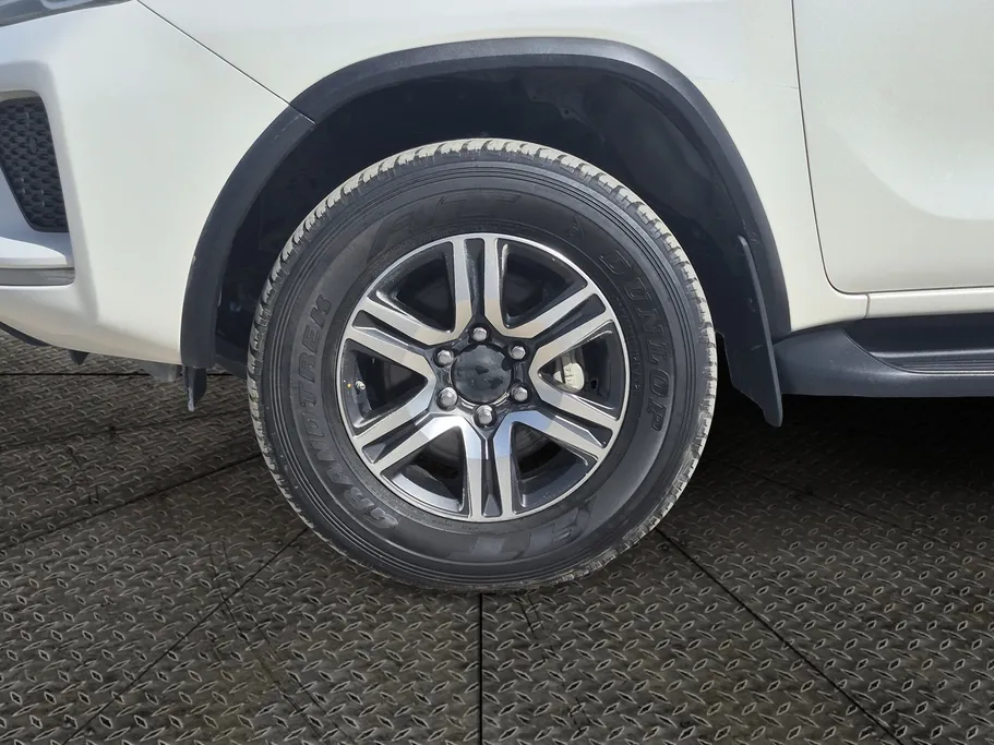 2022 Toyota Fortuner GX2 4x4 