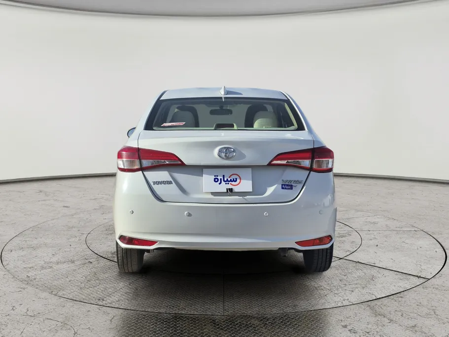 2022 Toyota Yaris  Y 