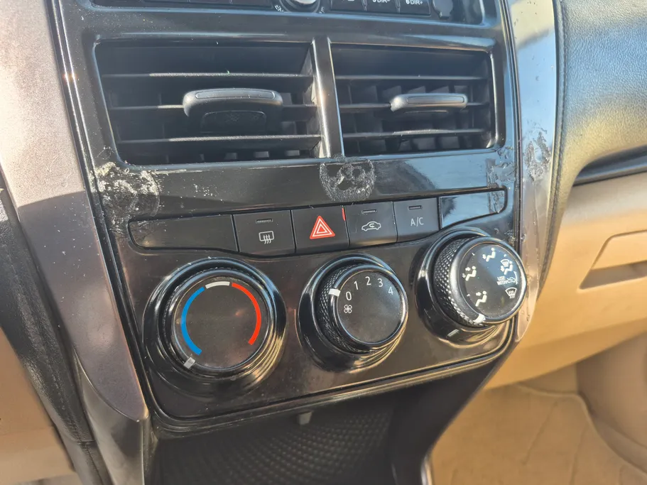 2022 Toyota Yaris  Y 