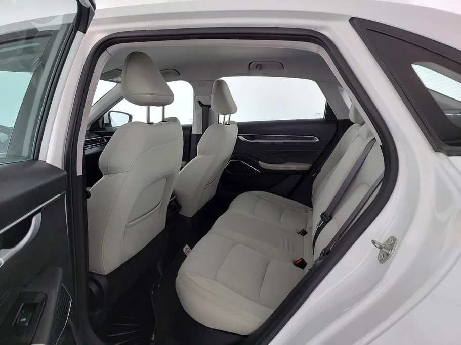 جيلي امجراند GS 2023 