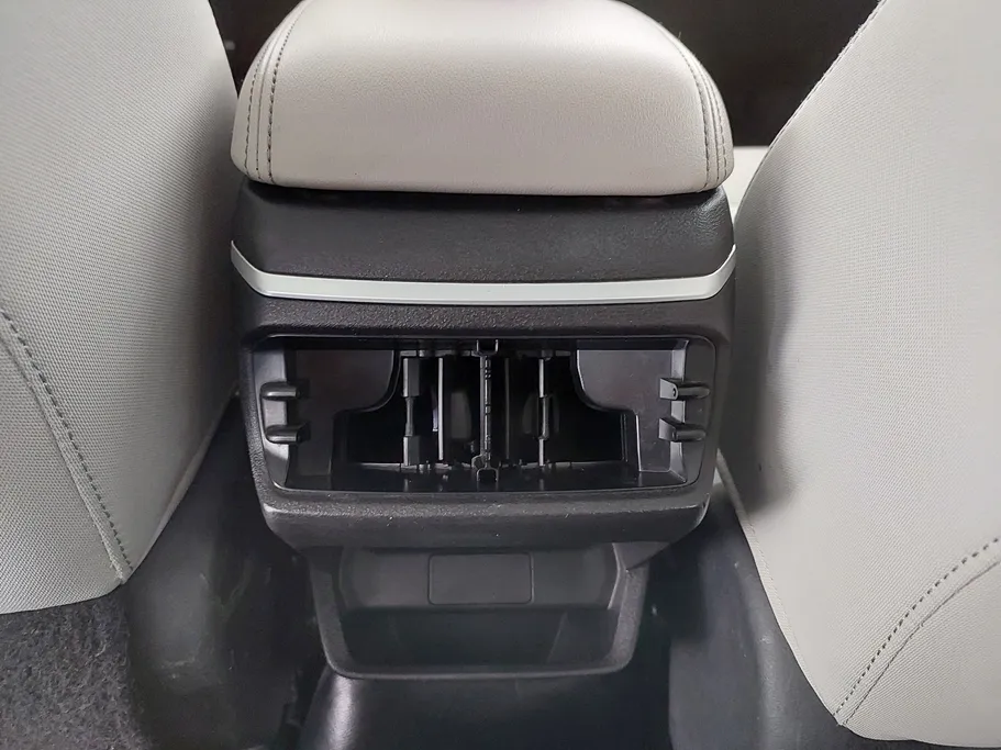 جيلي امجراند GS 2023 