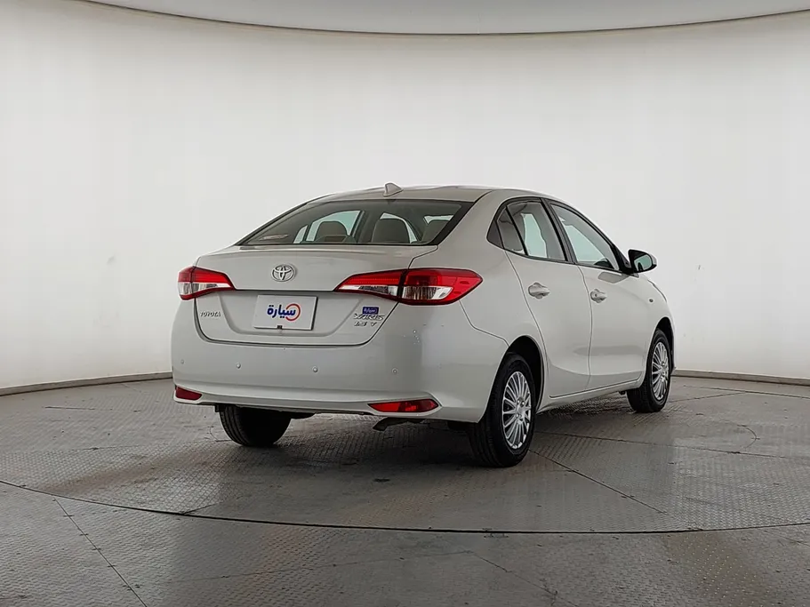 2019 Toyota Yaris  Y 