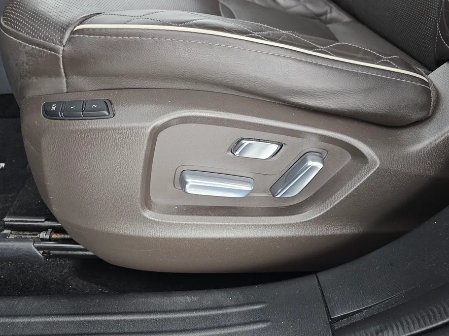 2023 Mazda CX9 Signature 