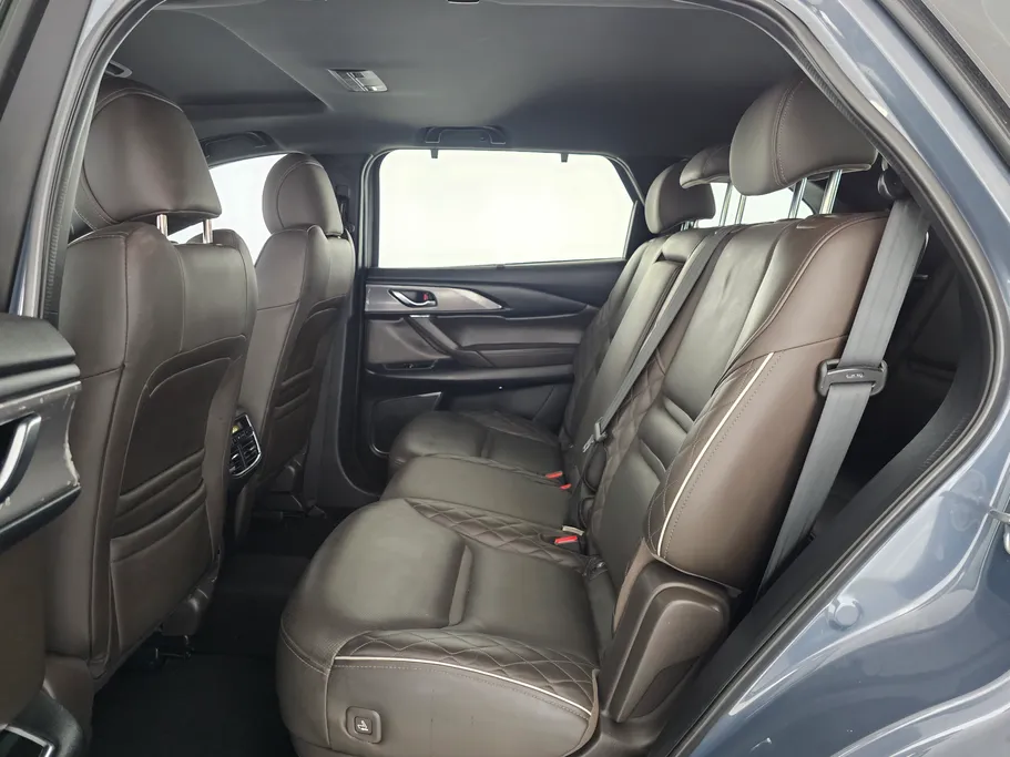 2023 Mazda CX9 Signature 