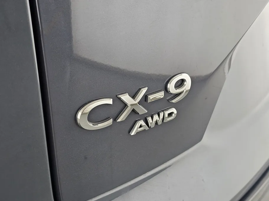 2023 Mazda CX9 Signature 