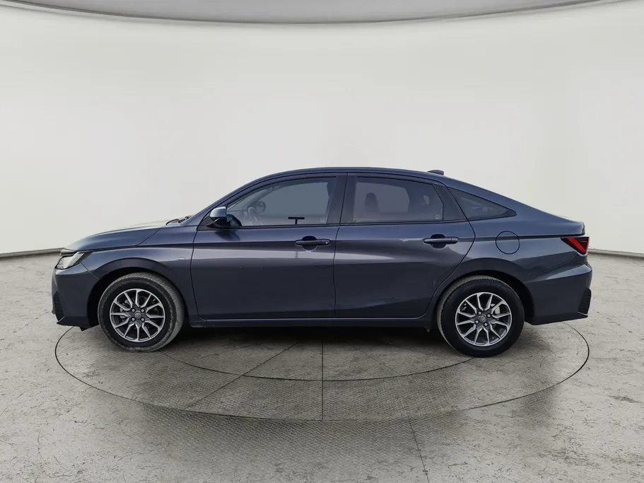 تويوتا يارس Y 2023 