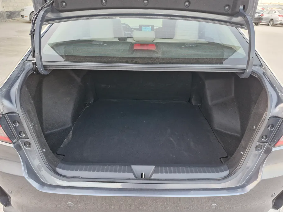 تويوتا يارس Y 2023 