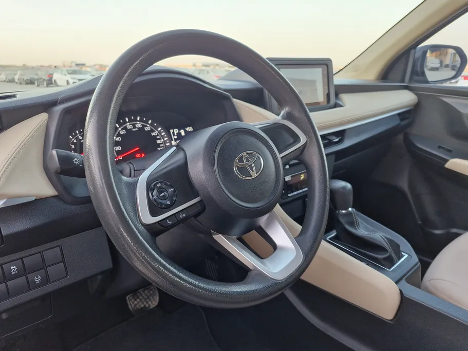 تويوتا يارس Y 2023 