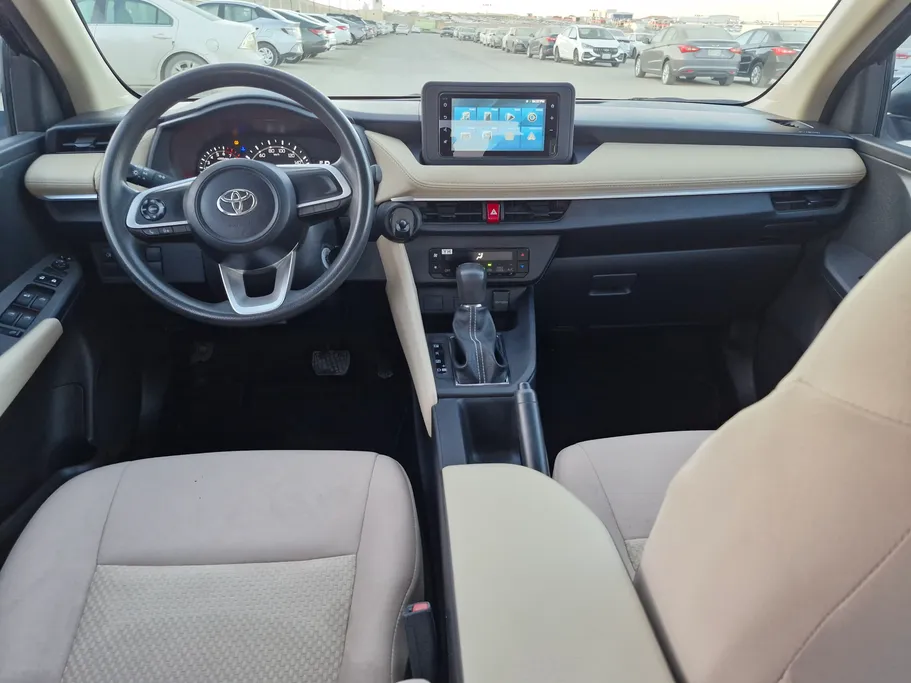 تويوتا يارس Y 2023 