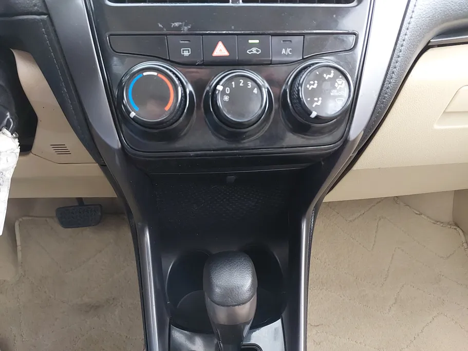 2021 تويوتا Yaris  Y 