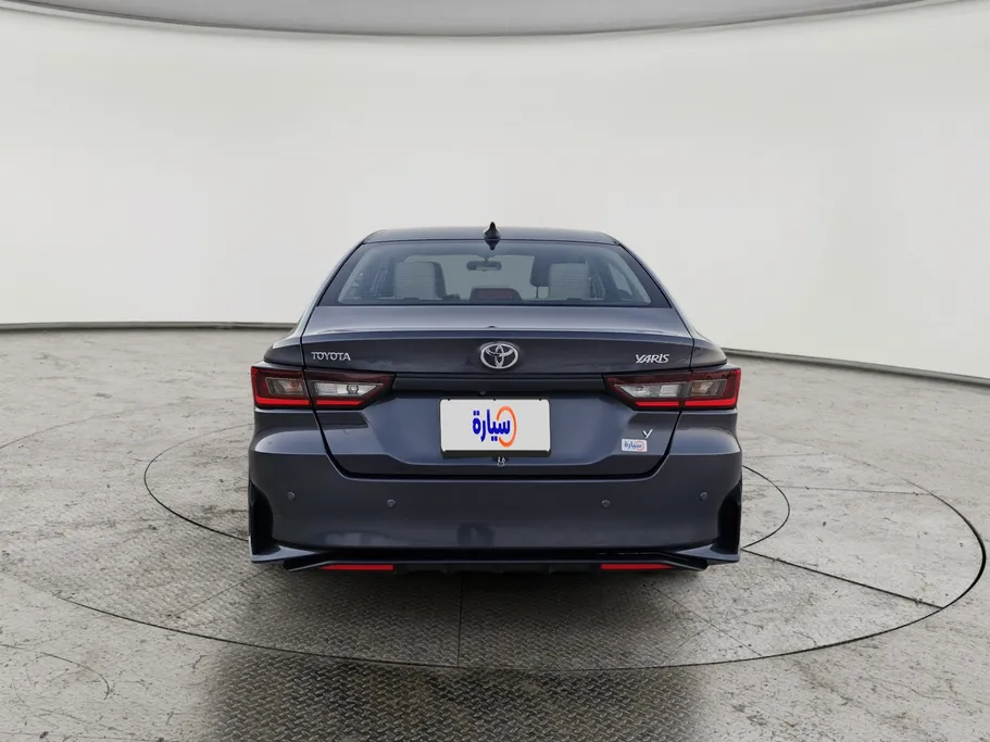 2024 Toyota Yaris  Y 