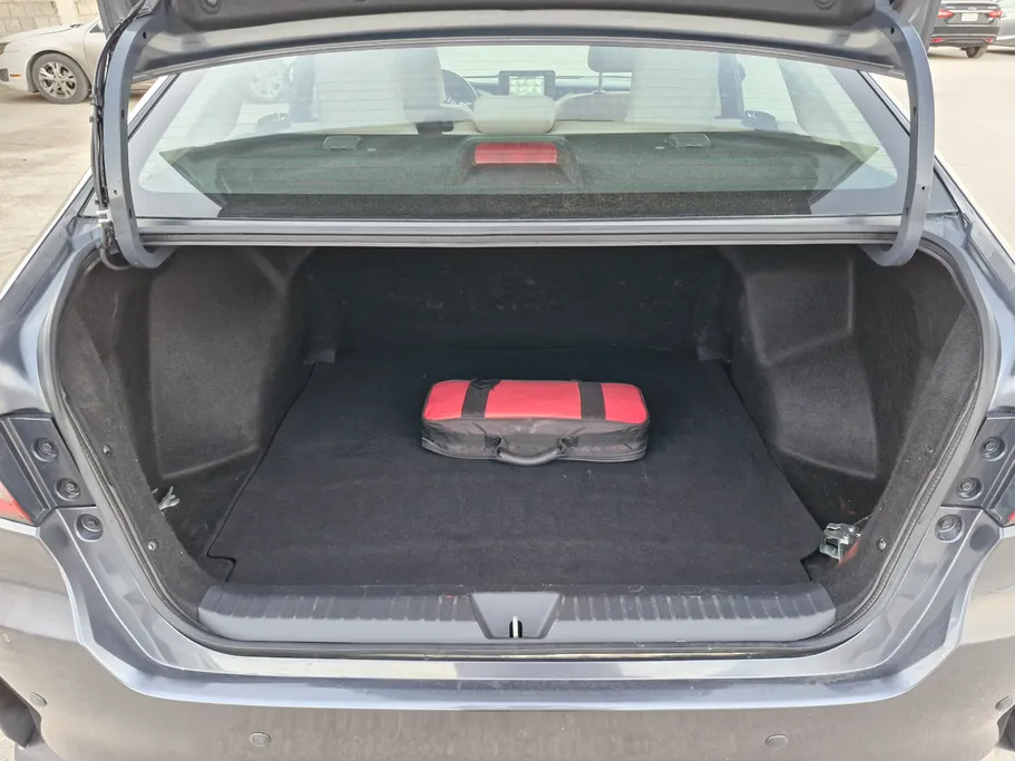 2024 Toyota Yaris  Y 