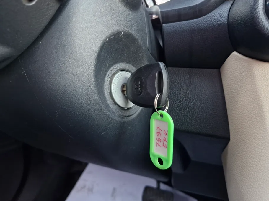 2024 Toyota Yaris  Y 