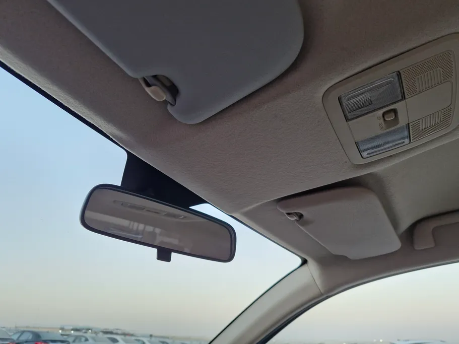 2024 Toyota Yaris  Y 