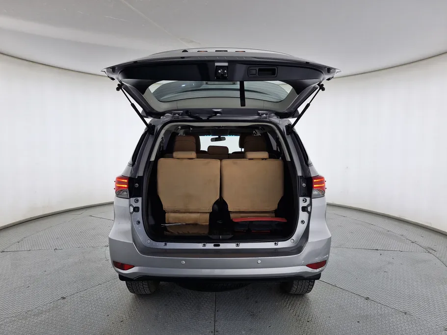 تويوتا فورتشنر GX 2023 