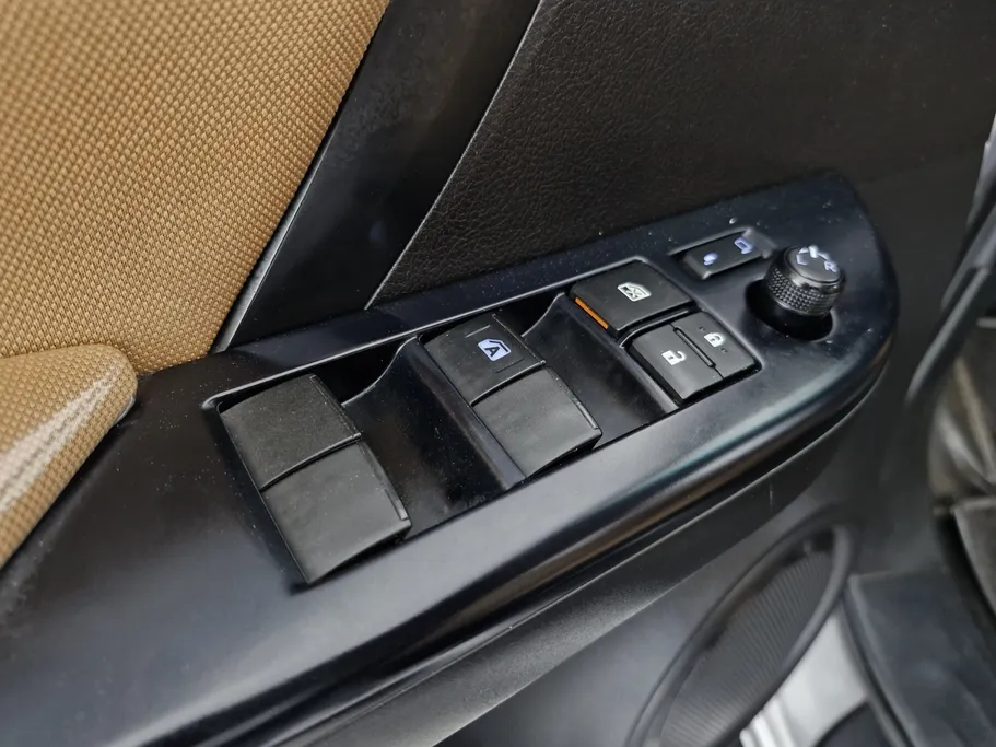 تويوتا فورتشنر GX 2023 