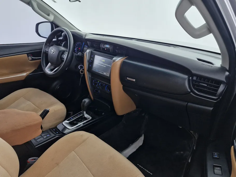 تويوتا فورتشنر GX 2023 