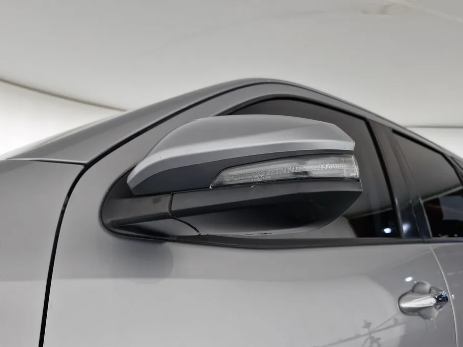 تويوتا فورتشنر GX 2023 