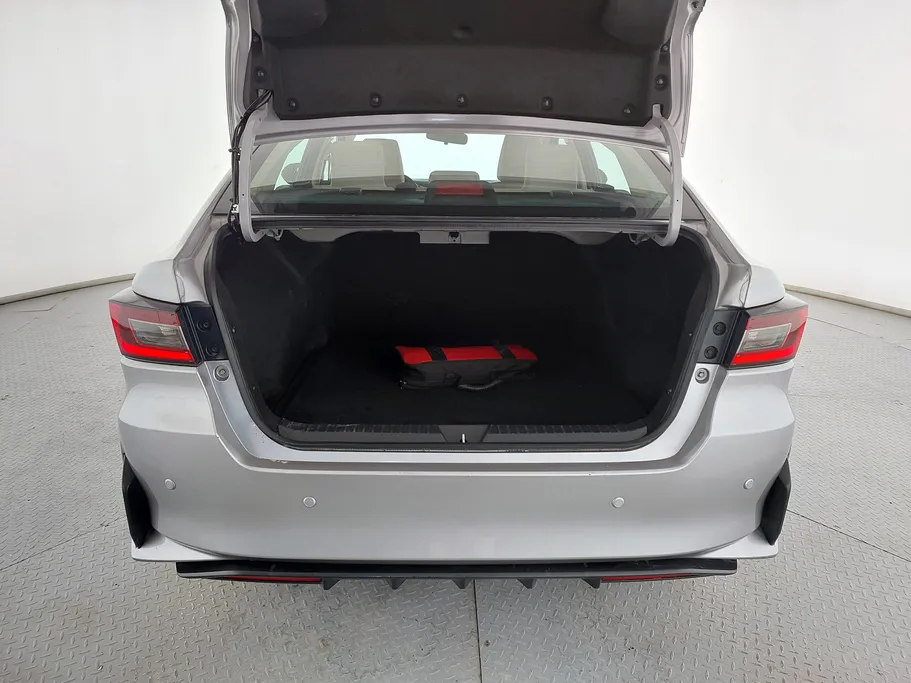 2023 Toyota Yaris  Y 