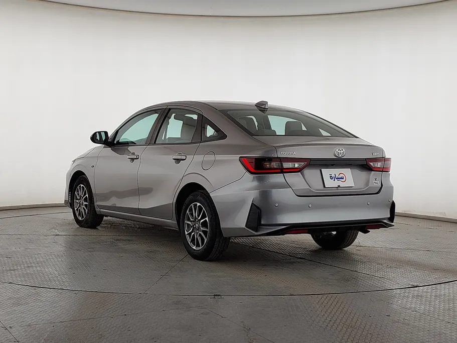 2023 Toyota Yaris  Y 