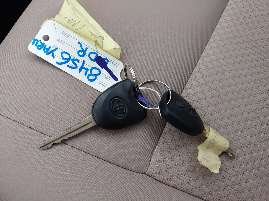 2023 Toyota Yaris  Y 