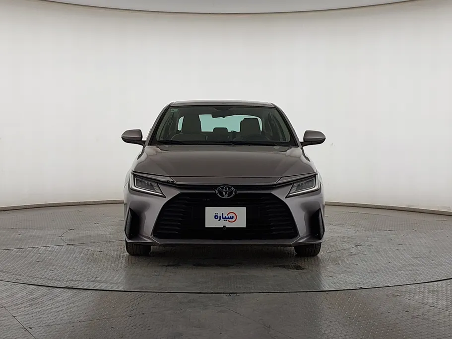 2023 Toyota Yaris  Y 