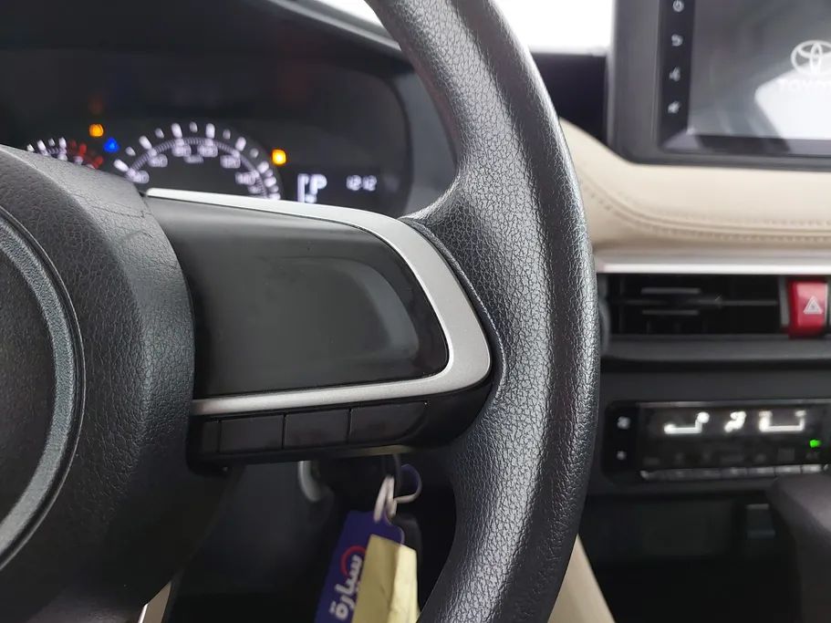 2023 Toyota Yaris  Y 