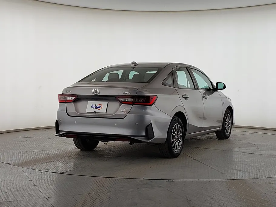 2023 Toyota Yaris  Y 