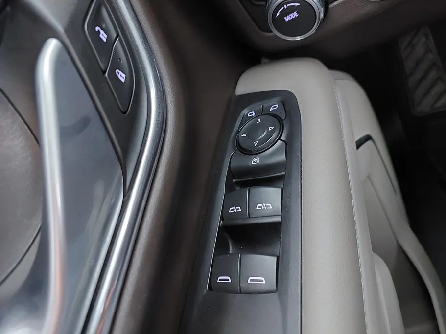 جي إم سي  يوكن SLE 2022 