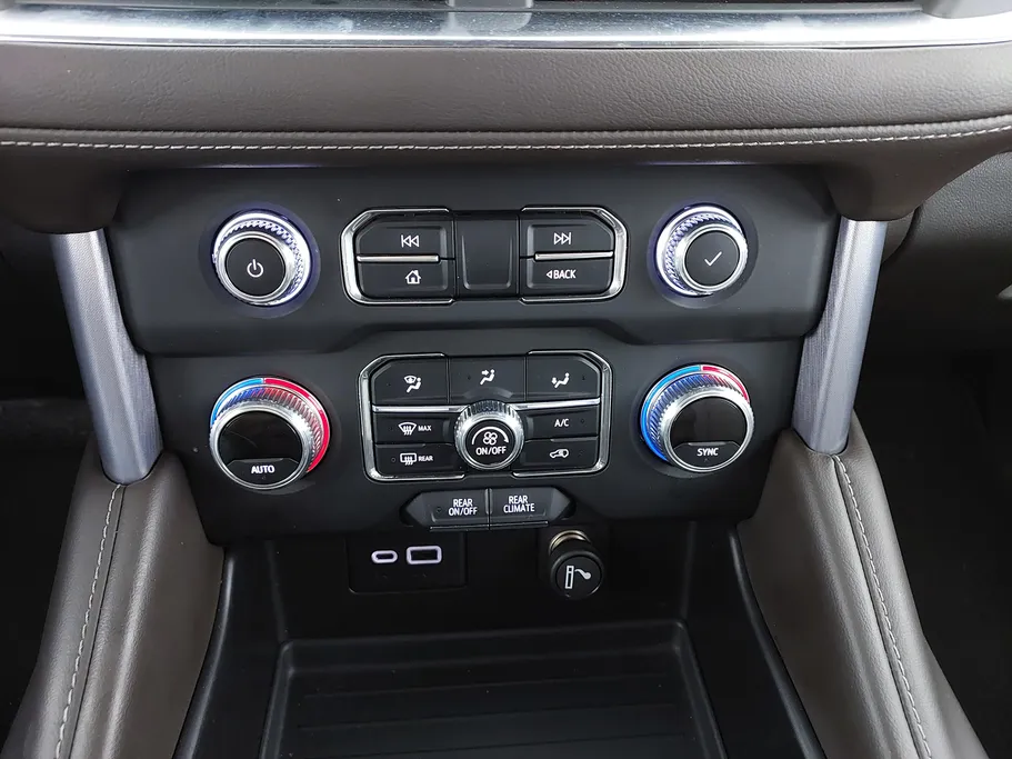 جي إم سي  يوكن SLE 2022 