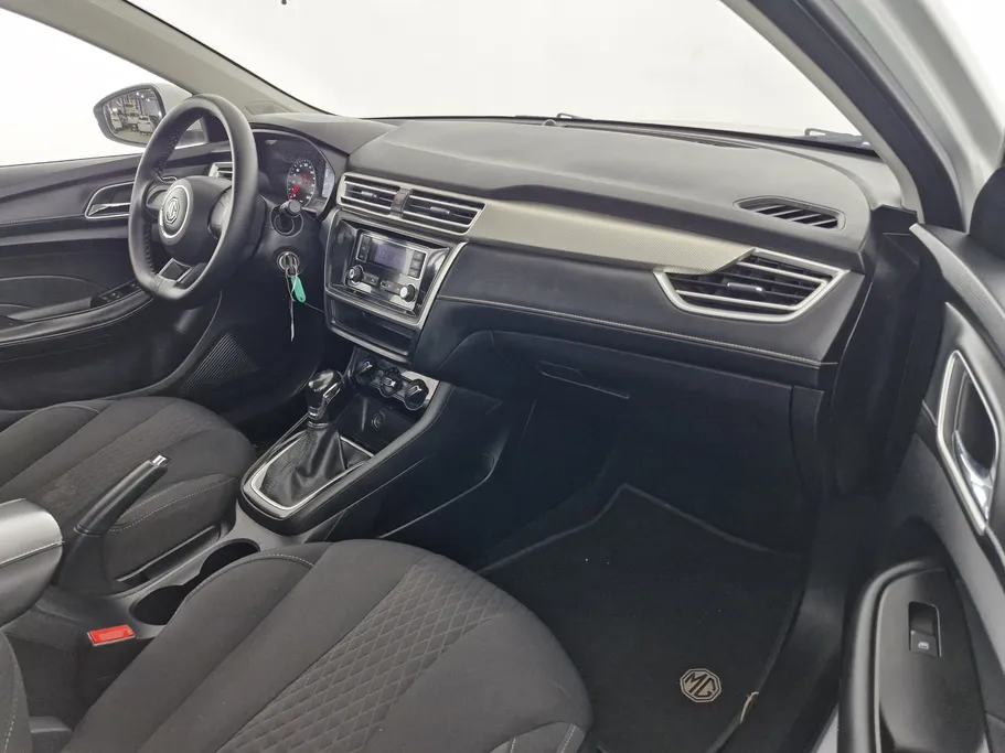 ام جي 5 STD 2023 