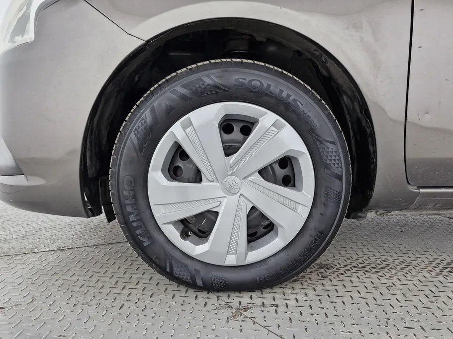 2021 Nissan Sunny Classic 