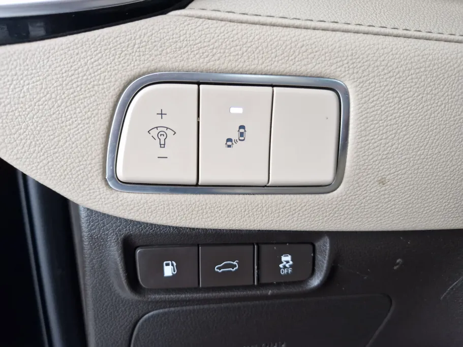 هيونداي ازيرا جي إل اس 2020 