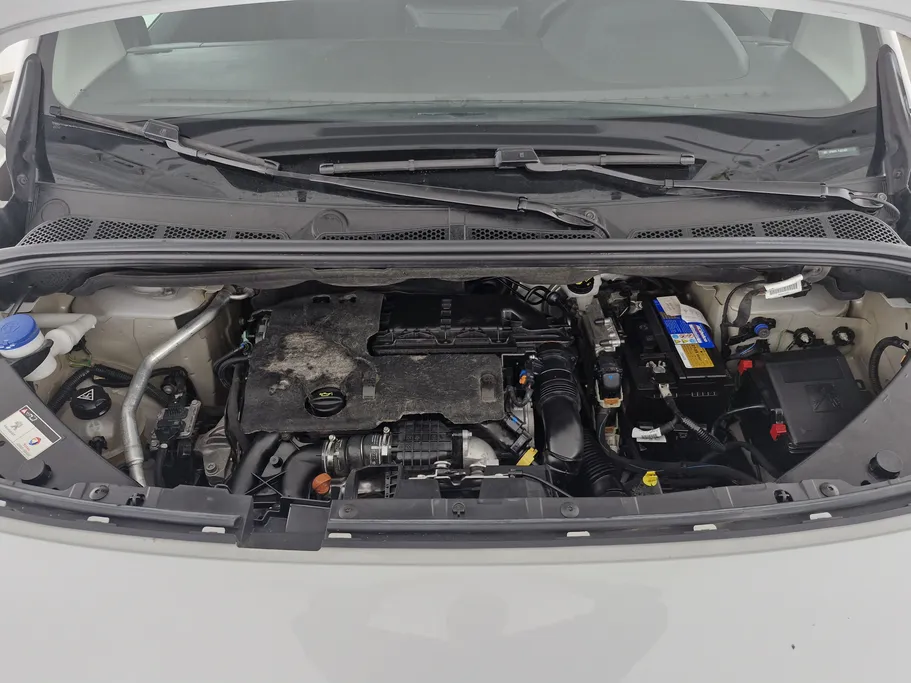 2023 Peugeot Partner Short van 