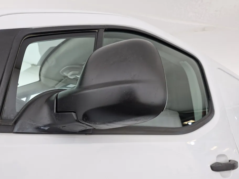 2023 Peugeot Partner Short van 