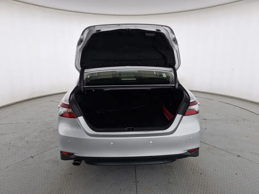 2021 Toyota Camry  LE HEV 