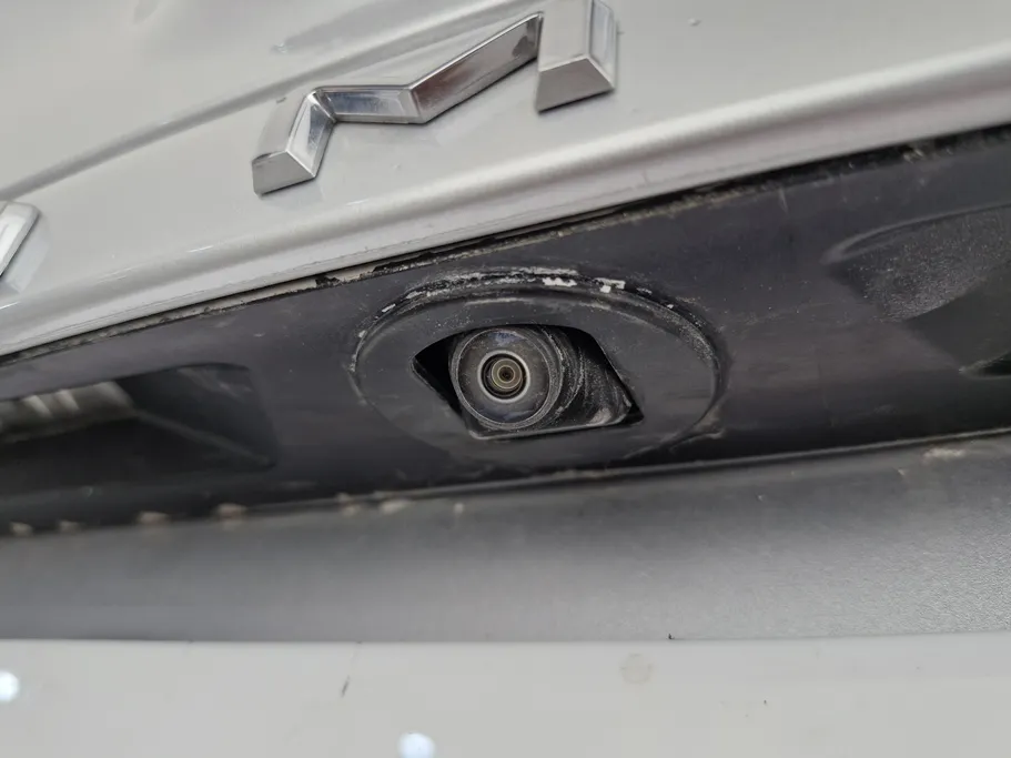 2021 Toyota Camry  LE HEV 