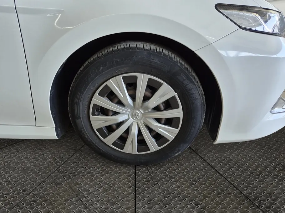 2019 Toyota Camry  LE 