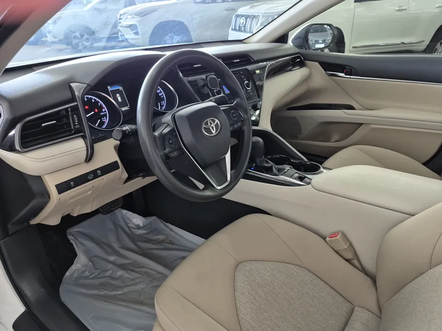 2019 Toyota Camry  LE 