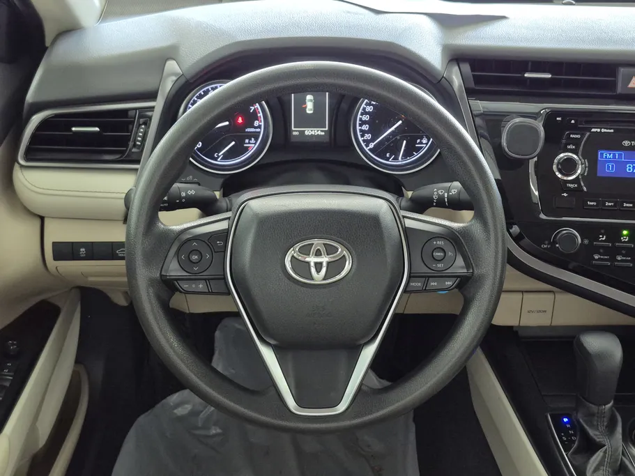 2019 Toyota Camry  LE 