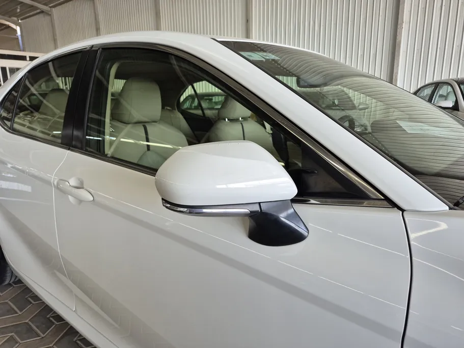 2019 Toyota Camry  LE 