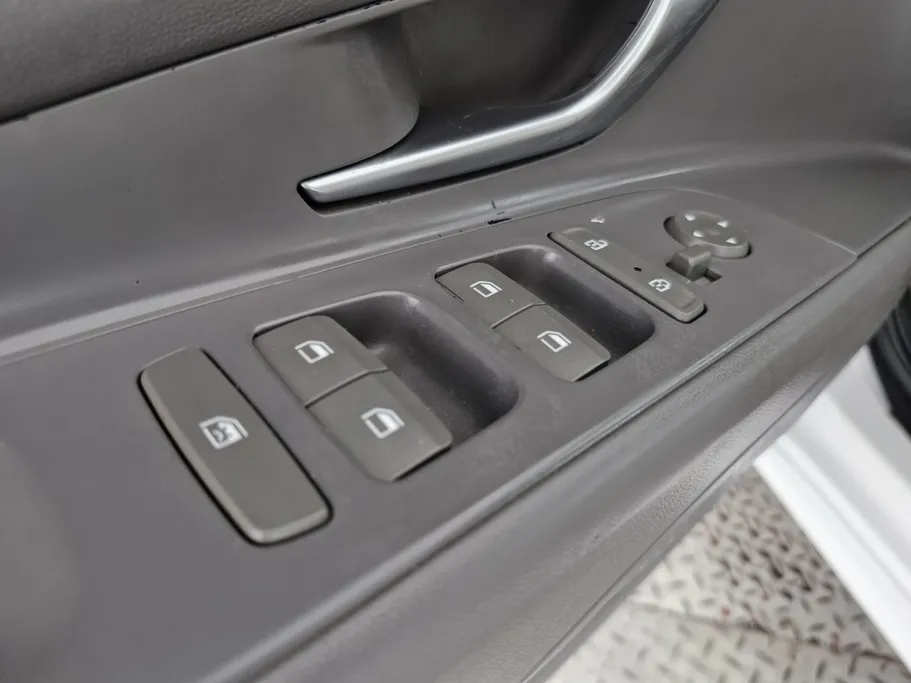 2021 Hyundai Elantra Fleet 