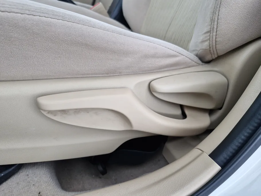 تويوتا يارس Y 2019 